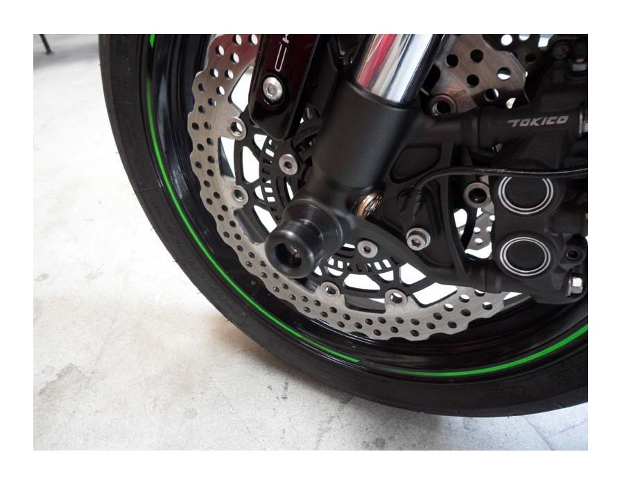 Shogun Front Axle Sliders Kawasaki ZX6R / ZX636 20132015 Cycle Gear