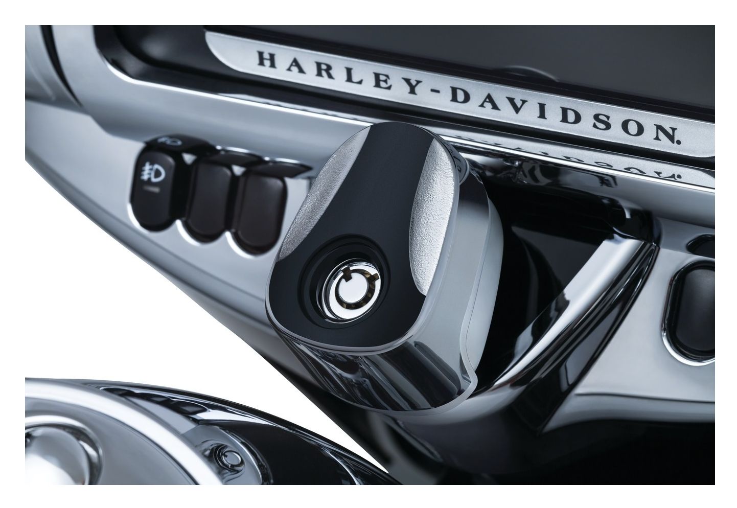 Kuryakyn Sculpted Ignition Switch Cover For Harley Touring 20072013