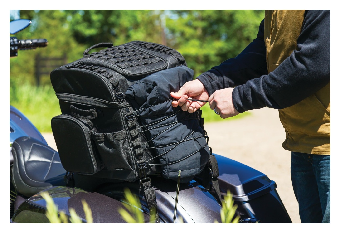 Kuryakyn Momentum Vagabond Sissy Bar Bag - Cycle Gear Kuryakyn Momentum Vagabond Sissy Bar Bag - Cycle Gear