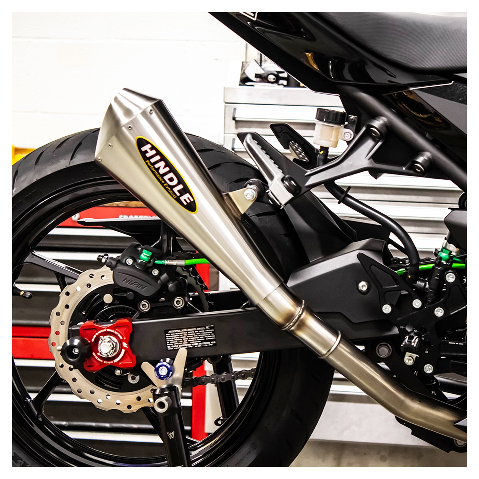 エアロバイク？ Kawasaki Ninja ZX-4R |スーパースポーツモデル|並列4気筒エンジンを