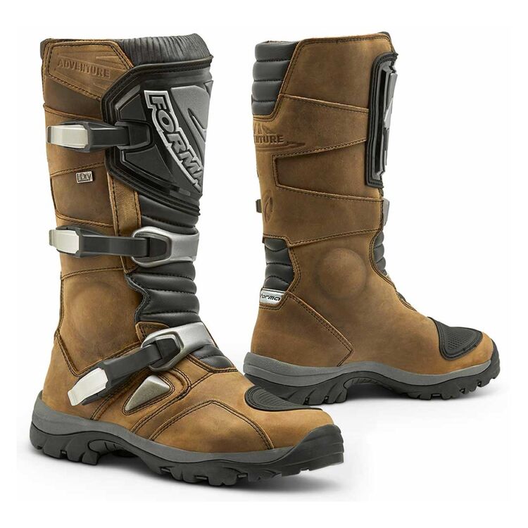 forma adventure boots