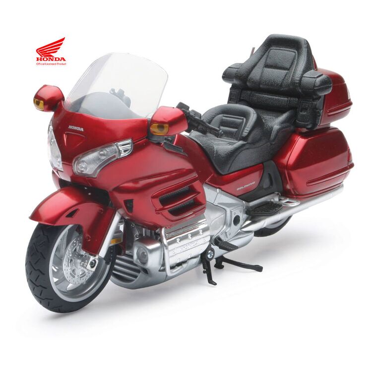 New Ray Toys Honda Gold Wing 2010 1:12 Model