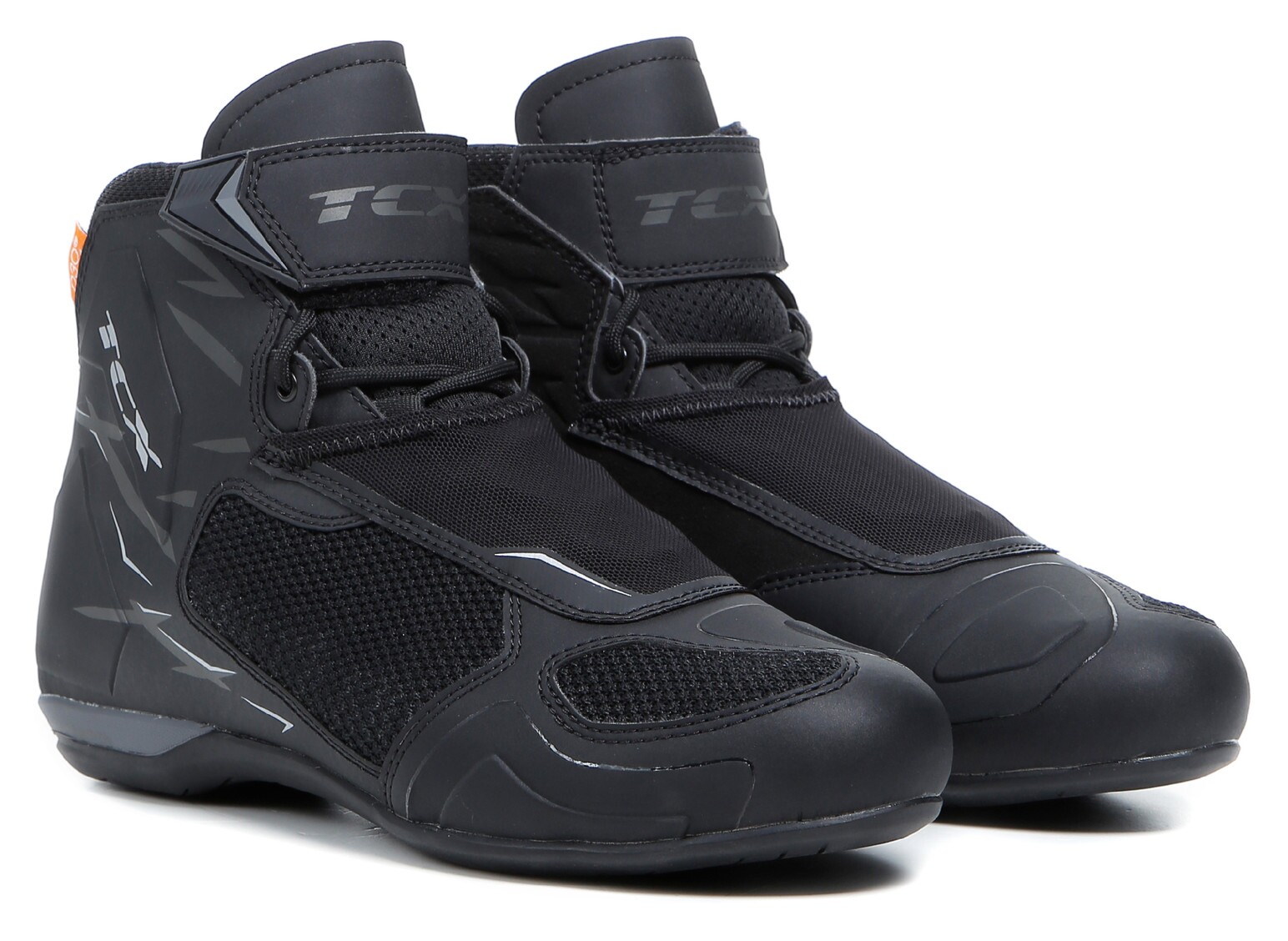 tcxr04_d_air_boots_black_grey.jpg