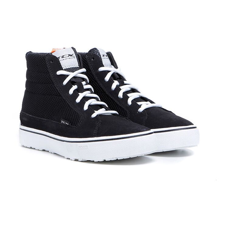 Black/White
