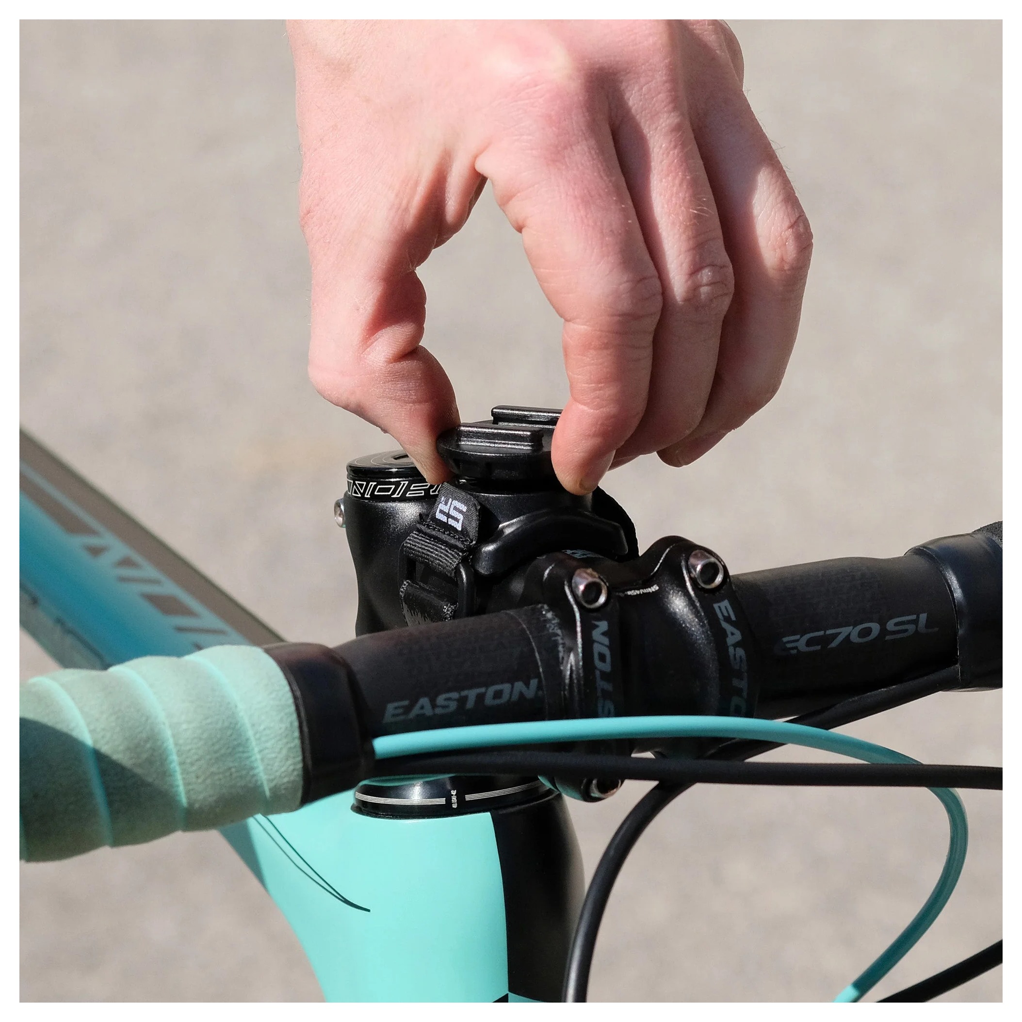 SP Connect Universal Mount - Cycle Gear