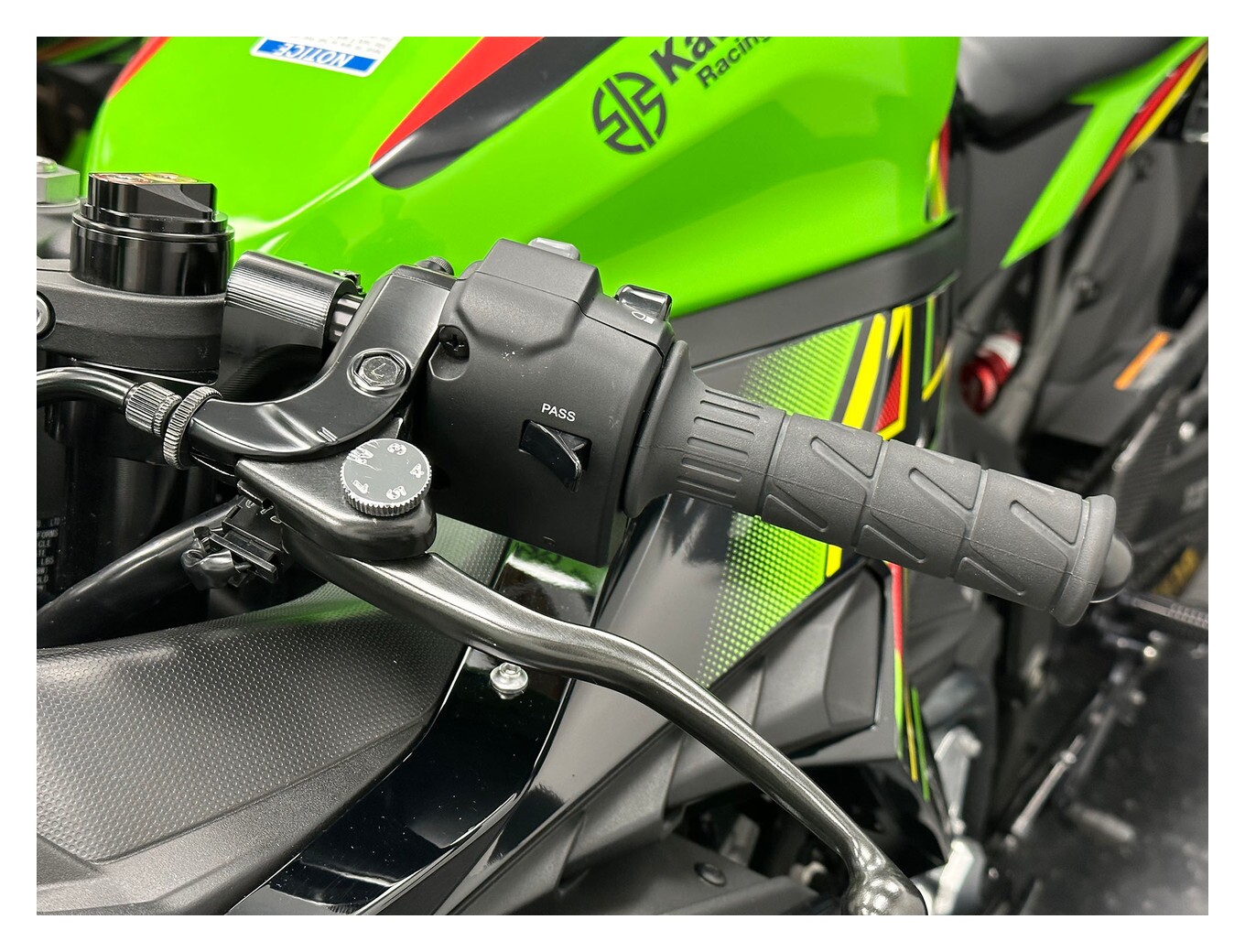 Graves Motorsports 45mm Riser Clip-Ons Kawasaki Ninja ZX-4R / ZX