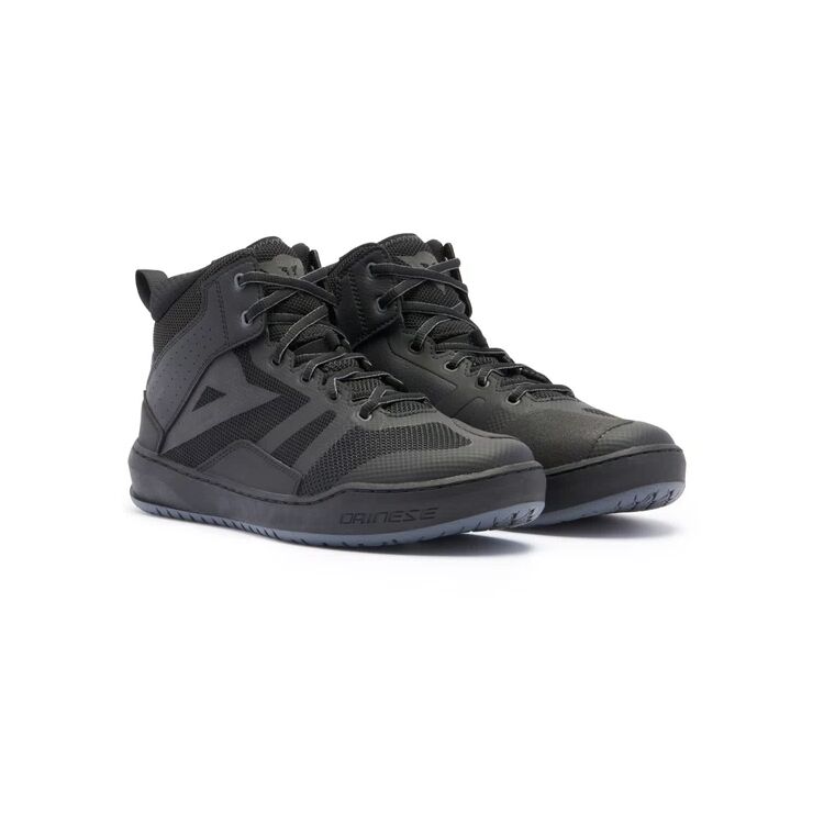 Black/Black