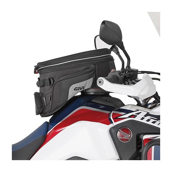 トレック Givi XL05 X-Line 18L Tanklock Bag And Ring Kit Honda / Kawasaki