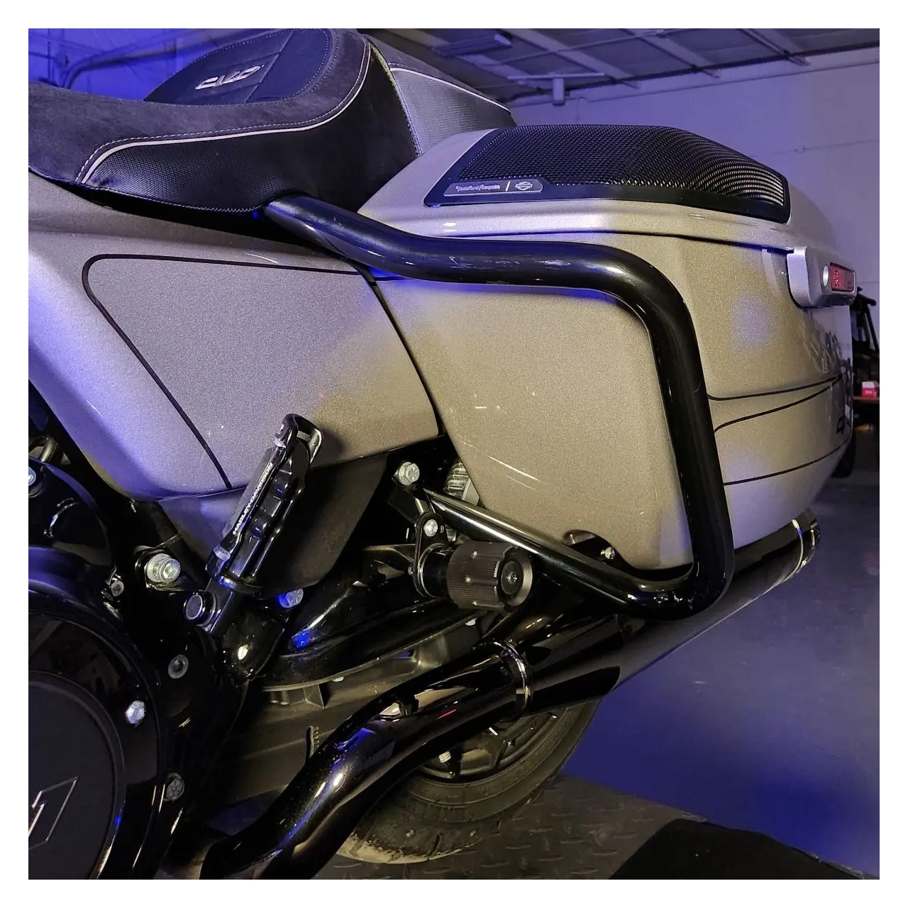 Heavy-Duty Saddlebag Guard Crash Bars For 2023-2025 Harley Davidson Touring Models