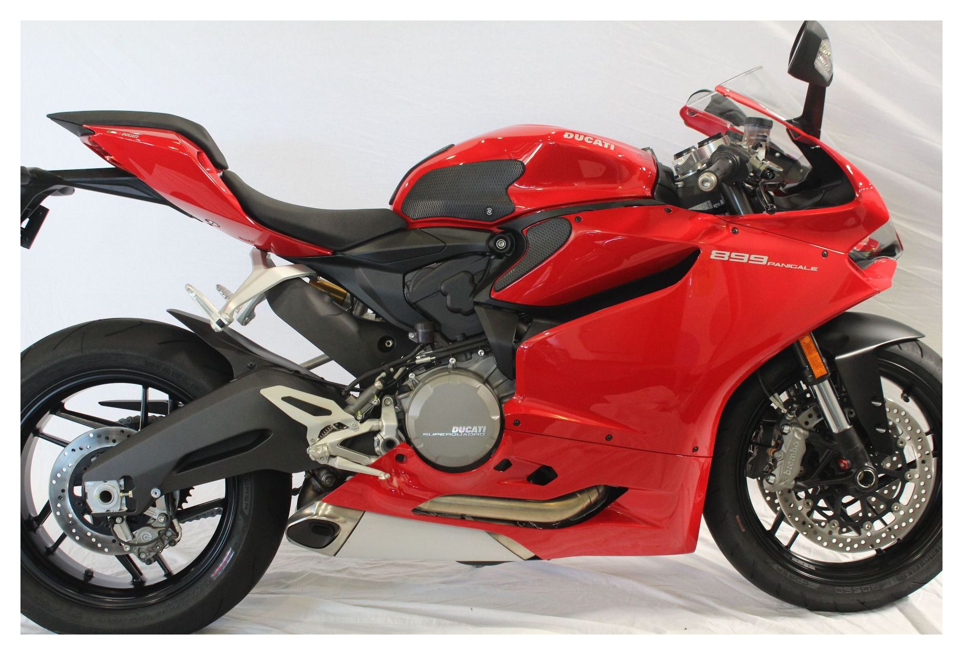 /parts/techspec-snake-skin-tank-pads-ducati-panigale-899-959-1199-1299-v2