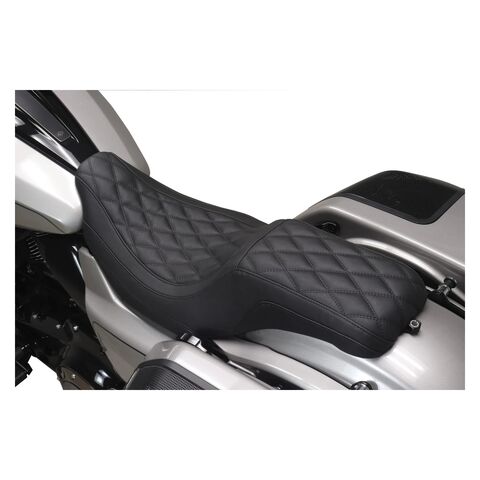 Mustang Double Diamond Low Squareback Seat For Harley FLHX / FLTRX 2023-2025