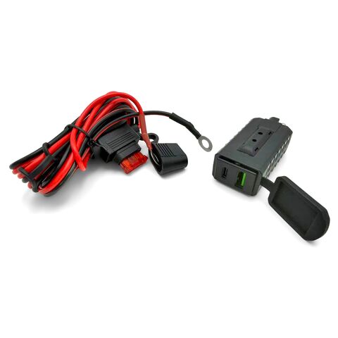 Stockton USB/USBC Outlet with Voltage Display