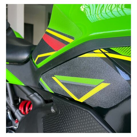 Graves Motorsports Tank Grip Kawasaki Ninja ZX-4R / ZX-4RR 2023-2026
