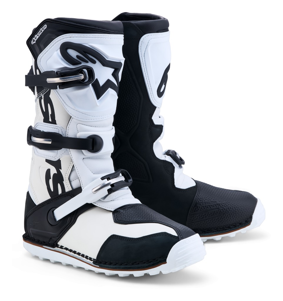 Alpinestars Tech T Boots - Cycle Gear display picture 2