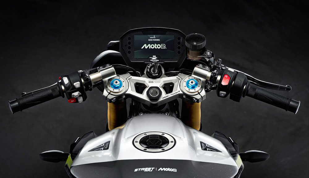cockpit view of the Street Triple Moto2 showing the 000/1000 numbering on the top triple clamp