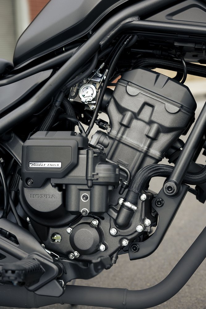 close view of the side of the engine with the E-Clutch module