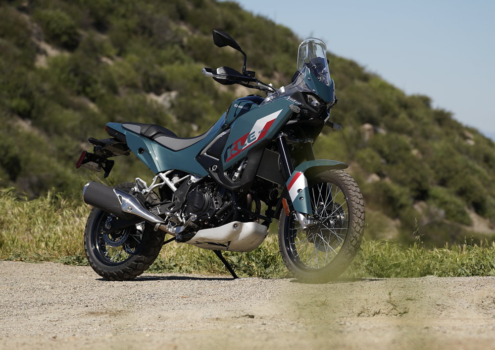 2026 KLE500 static photo