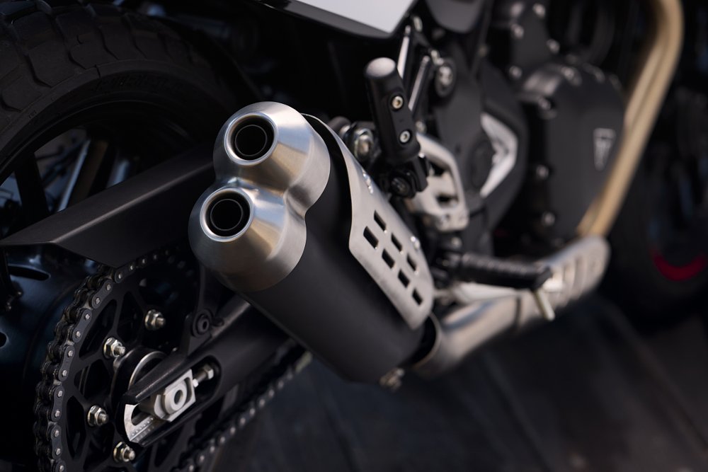 rear view of the muffler on the Tracker, showing two exhaust outlets