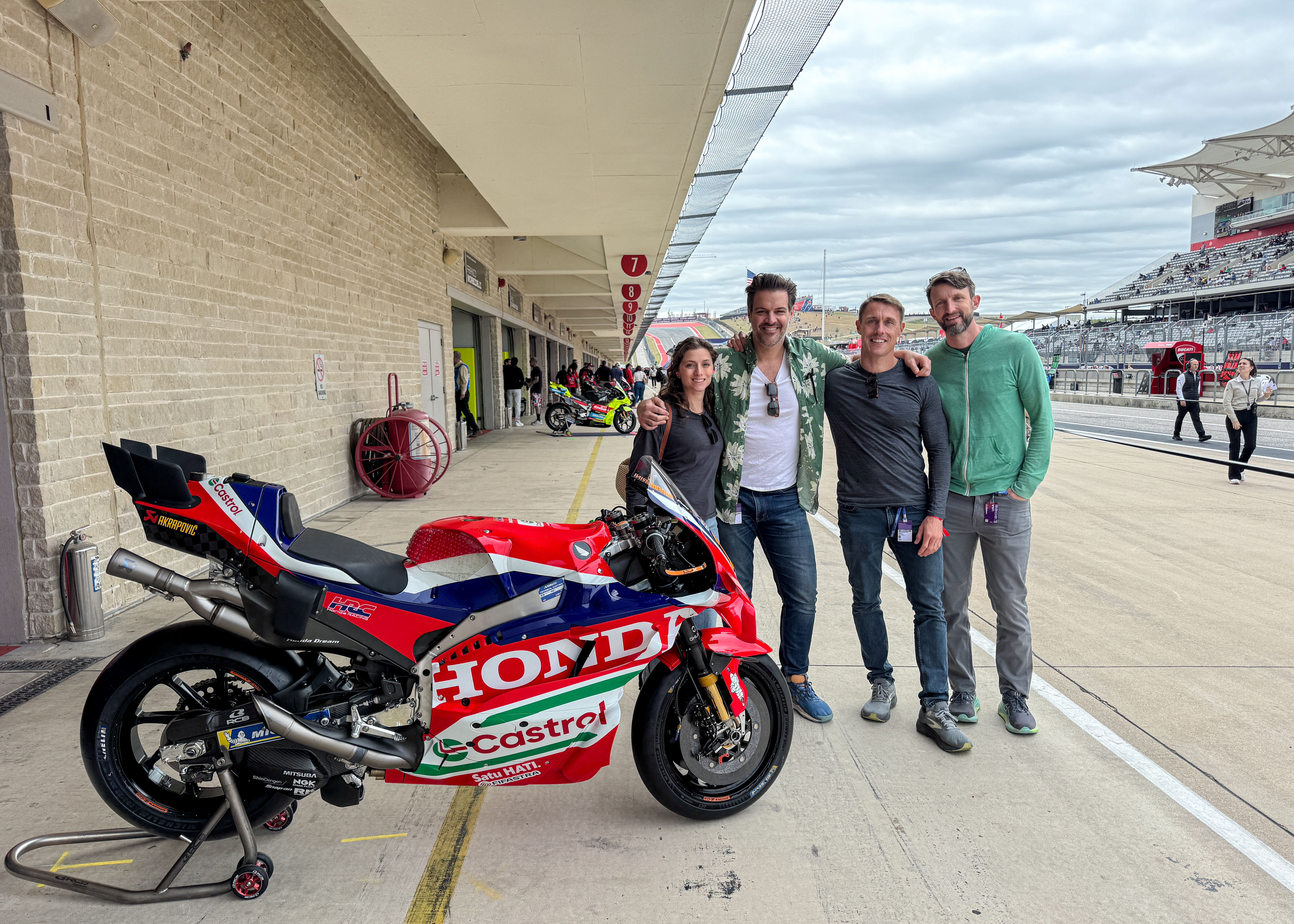 Triumph_Tiger_Sport_800_Tour_Ari_Henning_and_Zack_Courts_and_Spurgeon_Dunbar_and_Nicole_Dunbar