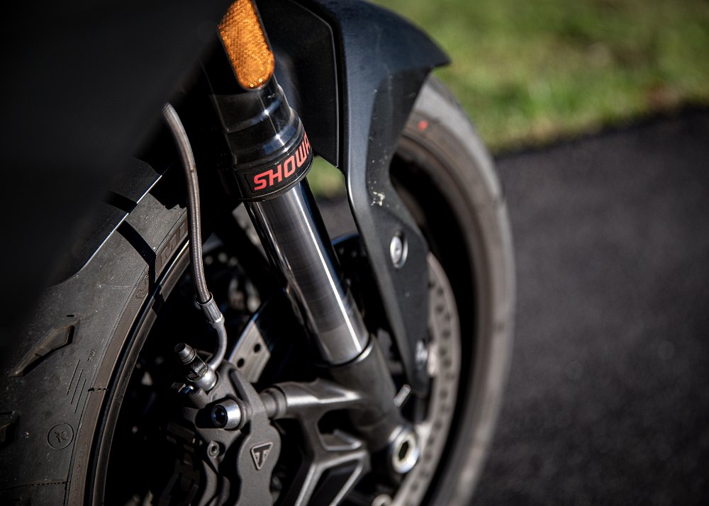 Triumph_Tiger_Sport_800_Tour_Showa_Suspension