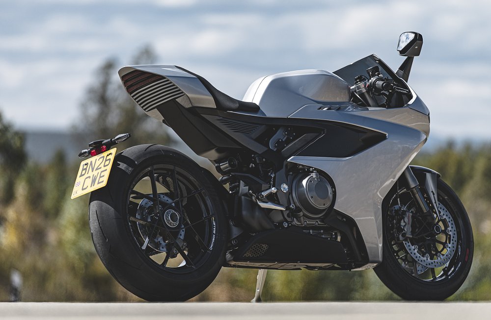 rear angle view of the Manx R showing the plate carrier on an arm off the swingarm