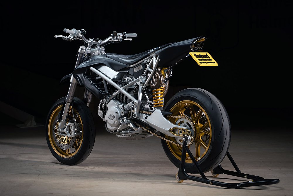 studio photo, rear view of the minimalist custom supermoto