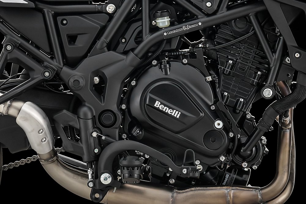 studio photo, close view of the engine