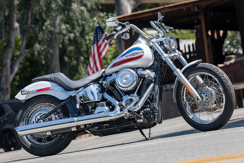 The Super Glide pictured with a U.S. flag flying in the background.