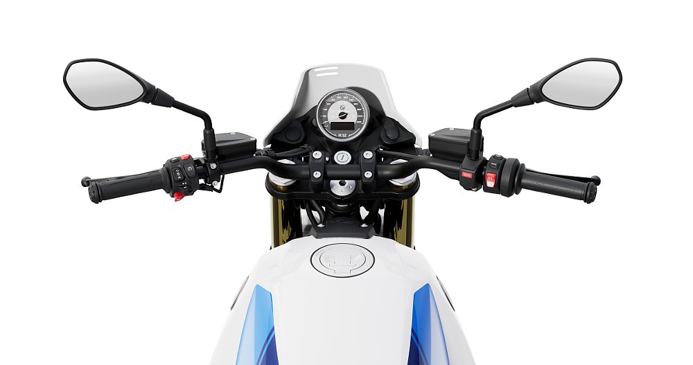 studio photo showing the cockpit view of the BMW R 12 G/S