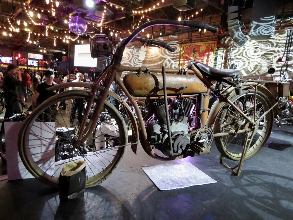 a bicycle-like 1913 Flying Merkel early motorcycle