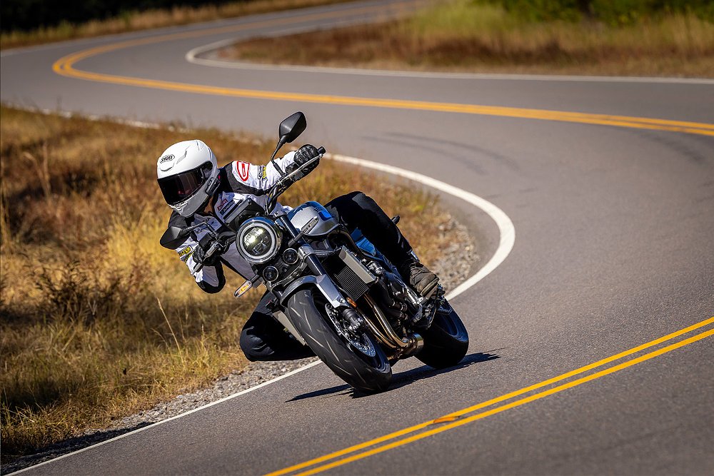 Dustin winds the CB1000F through an S-curve.