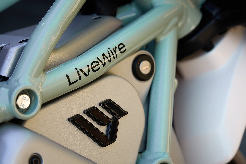 A close up of the LiveWire badge on the S4 Honcho Street.