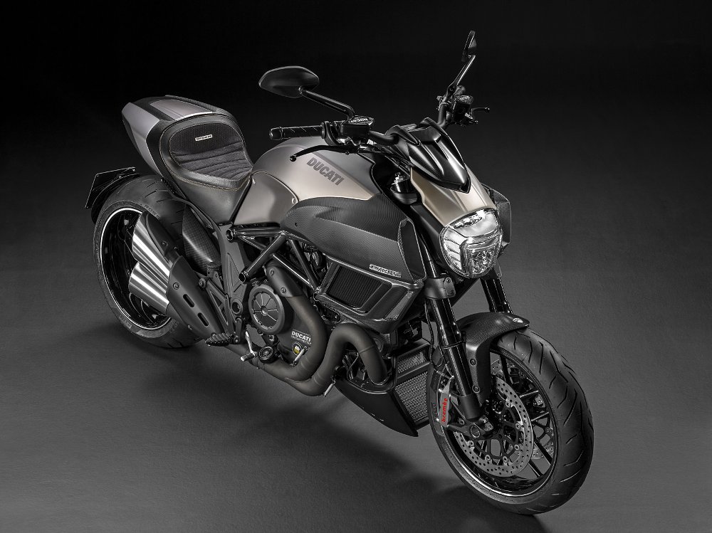 Ducati Diavel Titanium