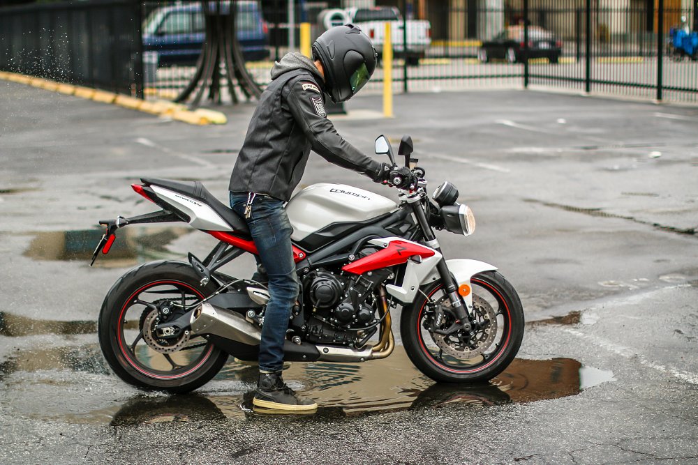 Triumph Street Triple R