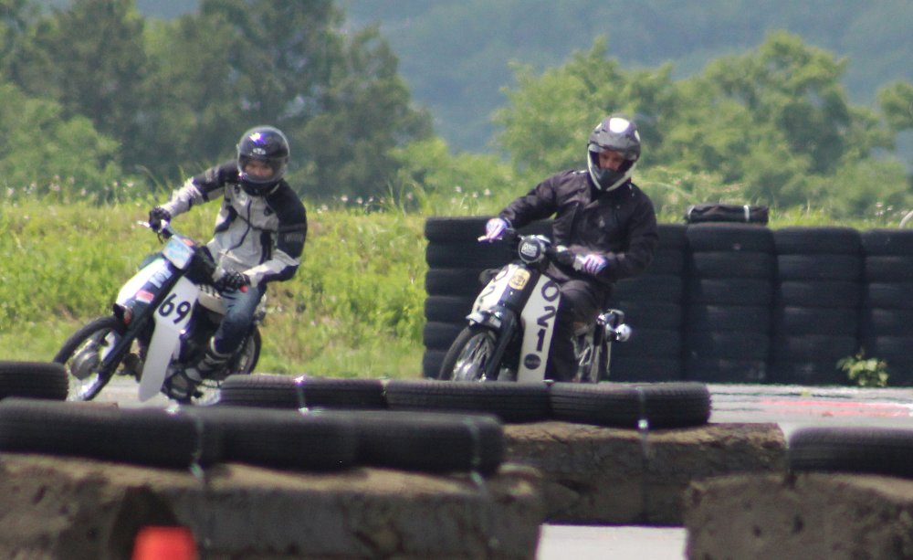 Honda Cub endurance racing