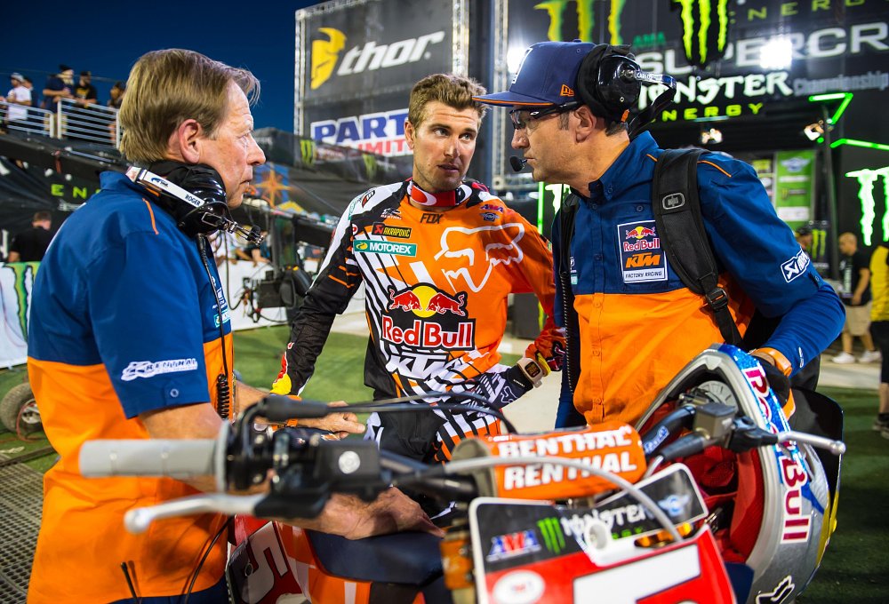 DeCoster and Dungey