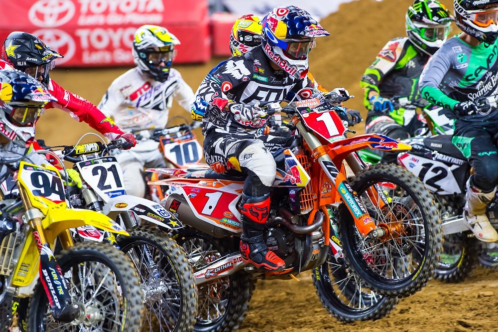 Supercross start