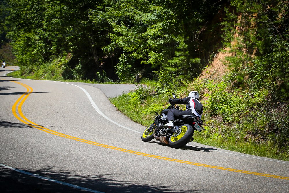 Spurgeon Dunbar 2017 Yamaha FZ-10