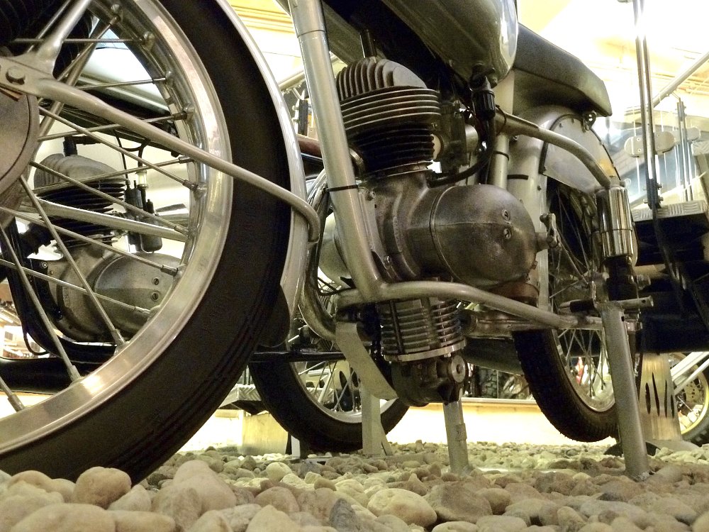 road race motorcycle dummy cylinder