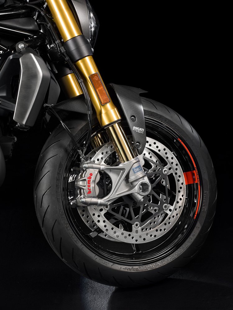 Brembo brakes on the Ducati Monster 1200S