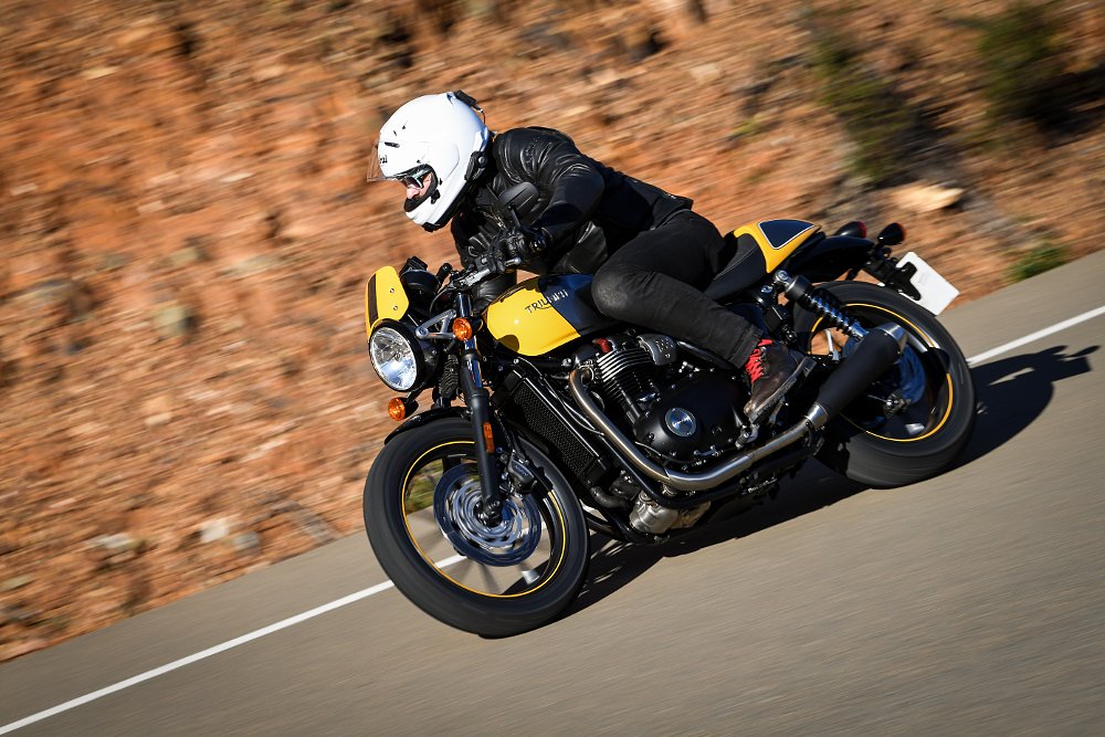 Triumph Street Cup First Ride Review Spurgeon Dunbar