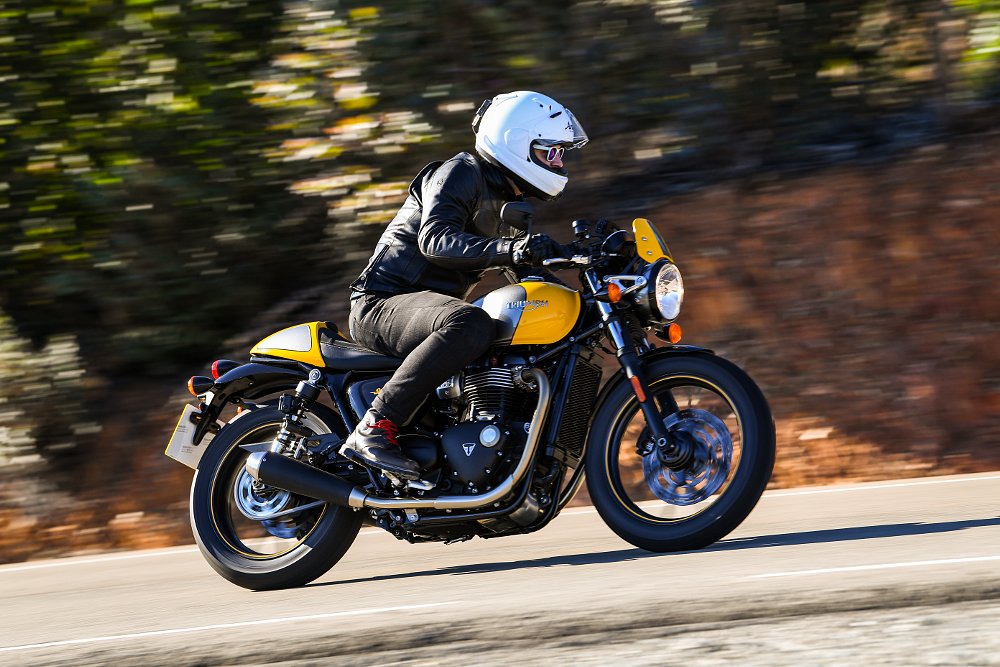 Triumph Street Cup First Ride Review Spurgeon Dunbar