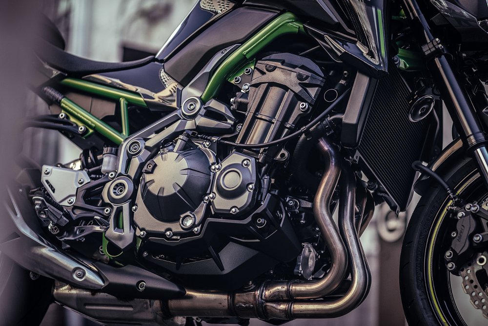 2017 Kawasaki Z900 First Ride Review 