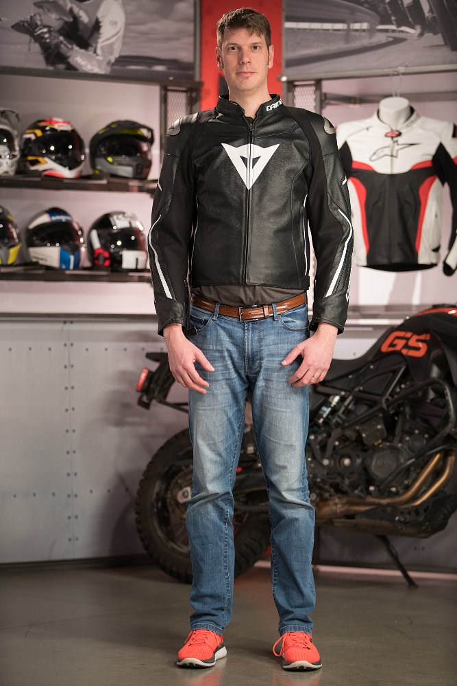 TeamZilla Model: Carl