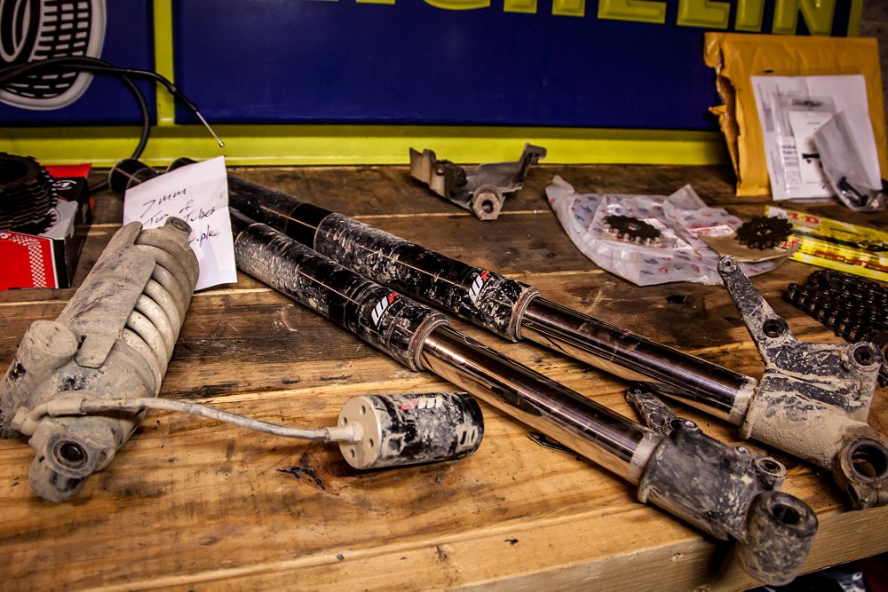 Triumph Tiger 800 XCx WP Suspension