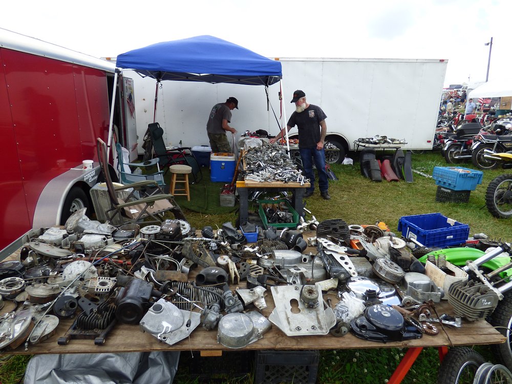 Dale Gordon as swap meet