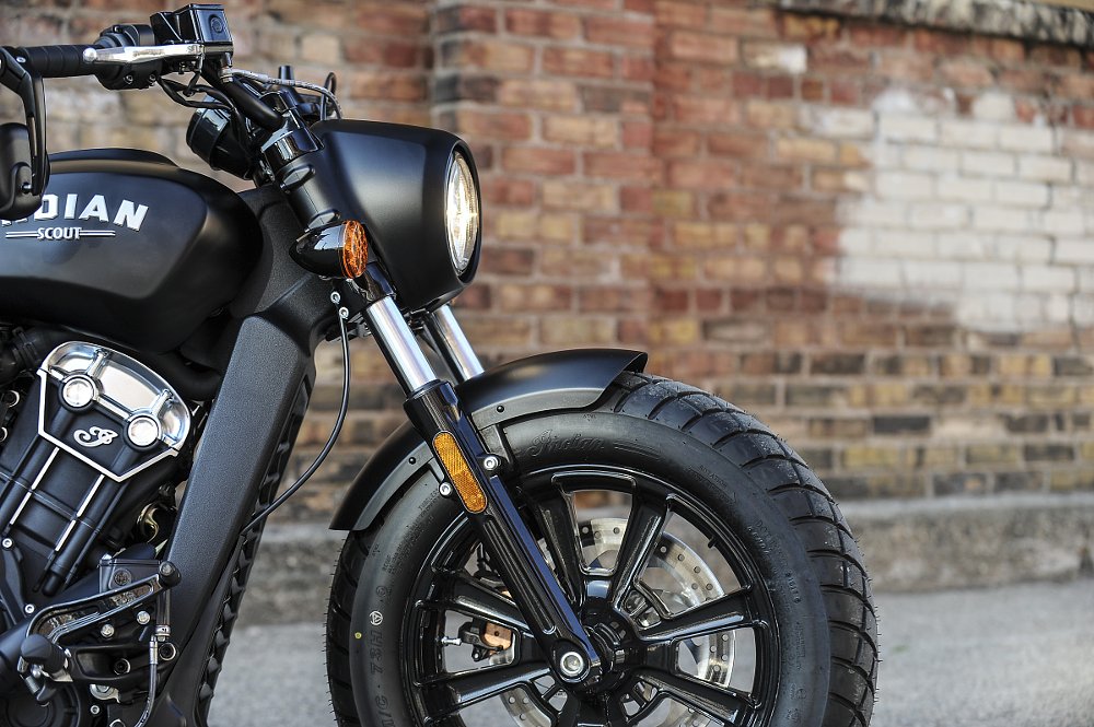 Indian Scout Bobber front end