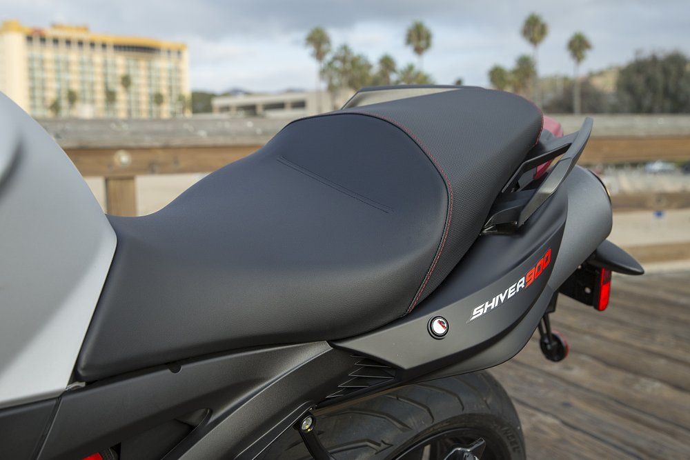 Aprilia Shiver seat