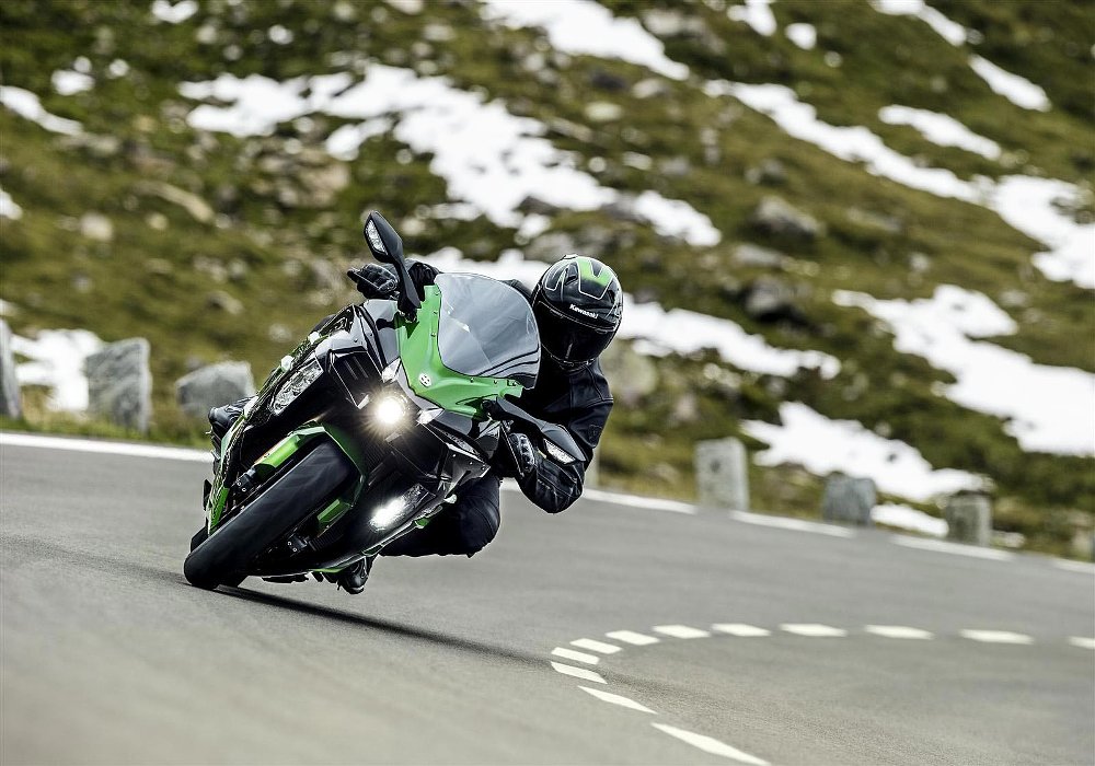 2018 Kawasaki H2 SX SE