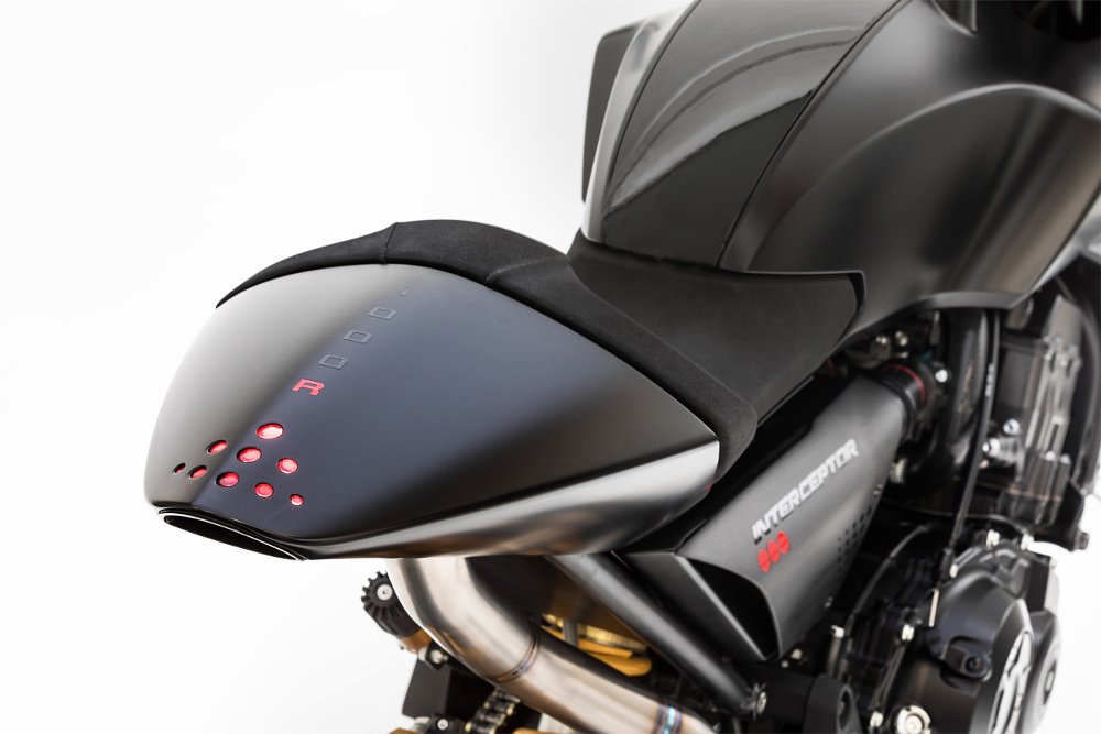 See, it says 1000R. How hard could it be? Honda CB4 Interceptor Concept. Honda photo.